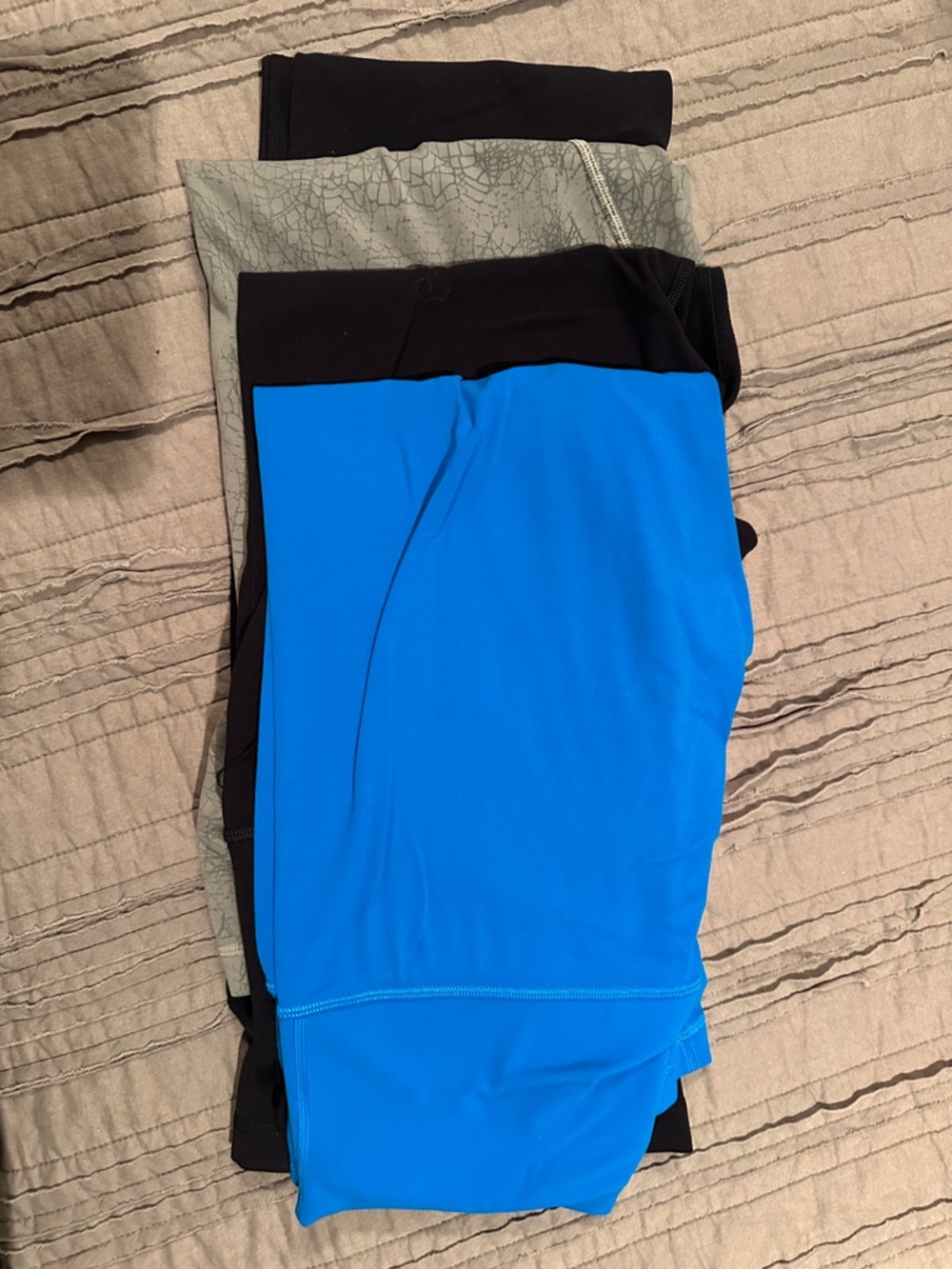 Lululemon bundle of Align Activewear leggings